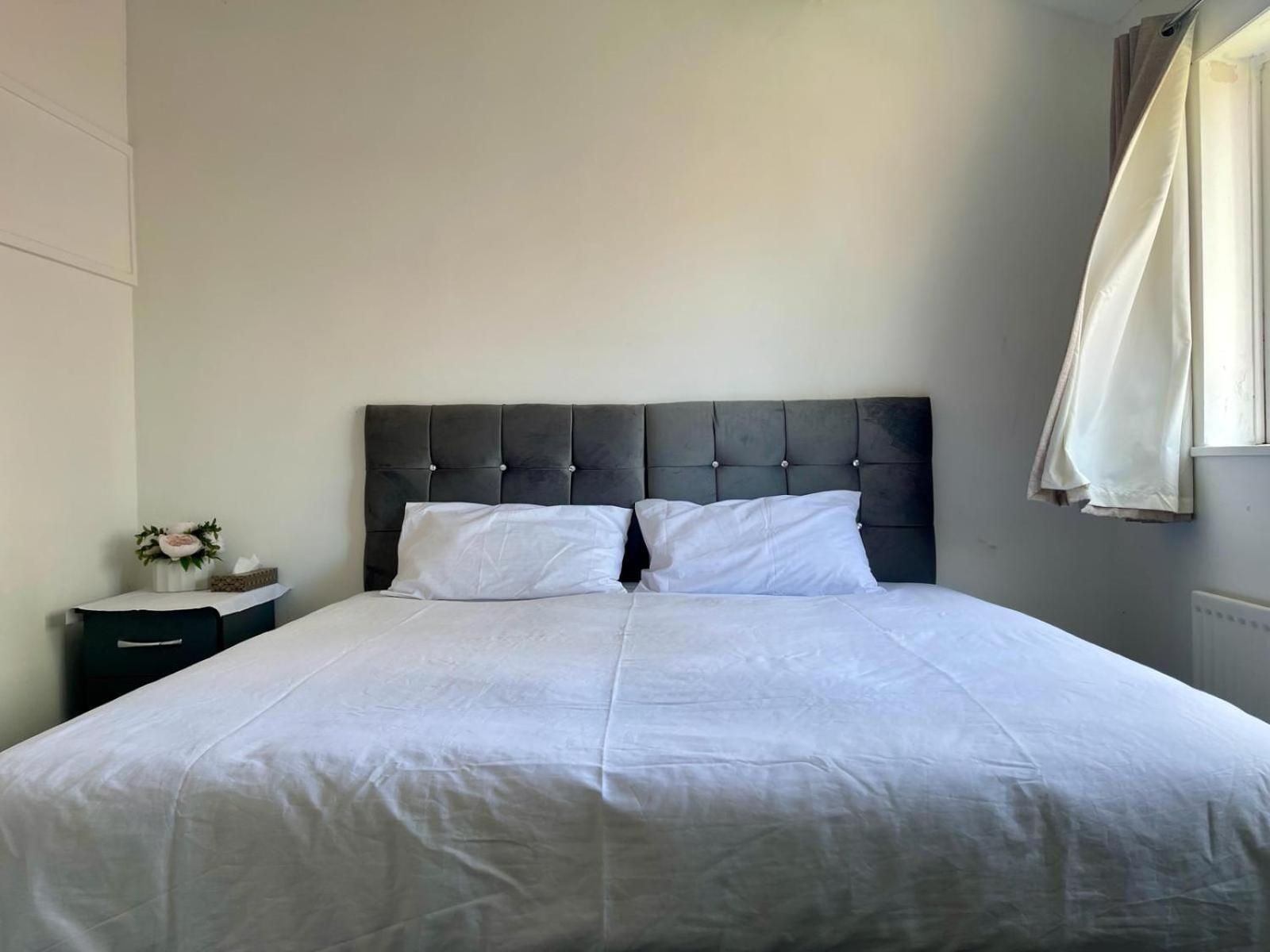 Homestays-Close To Coventry City And University I Free Parking I Wi-Fi Eksteriør billede