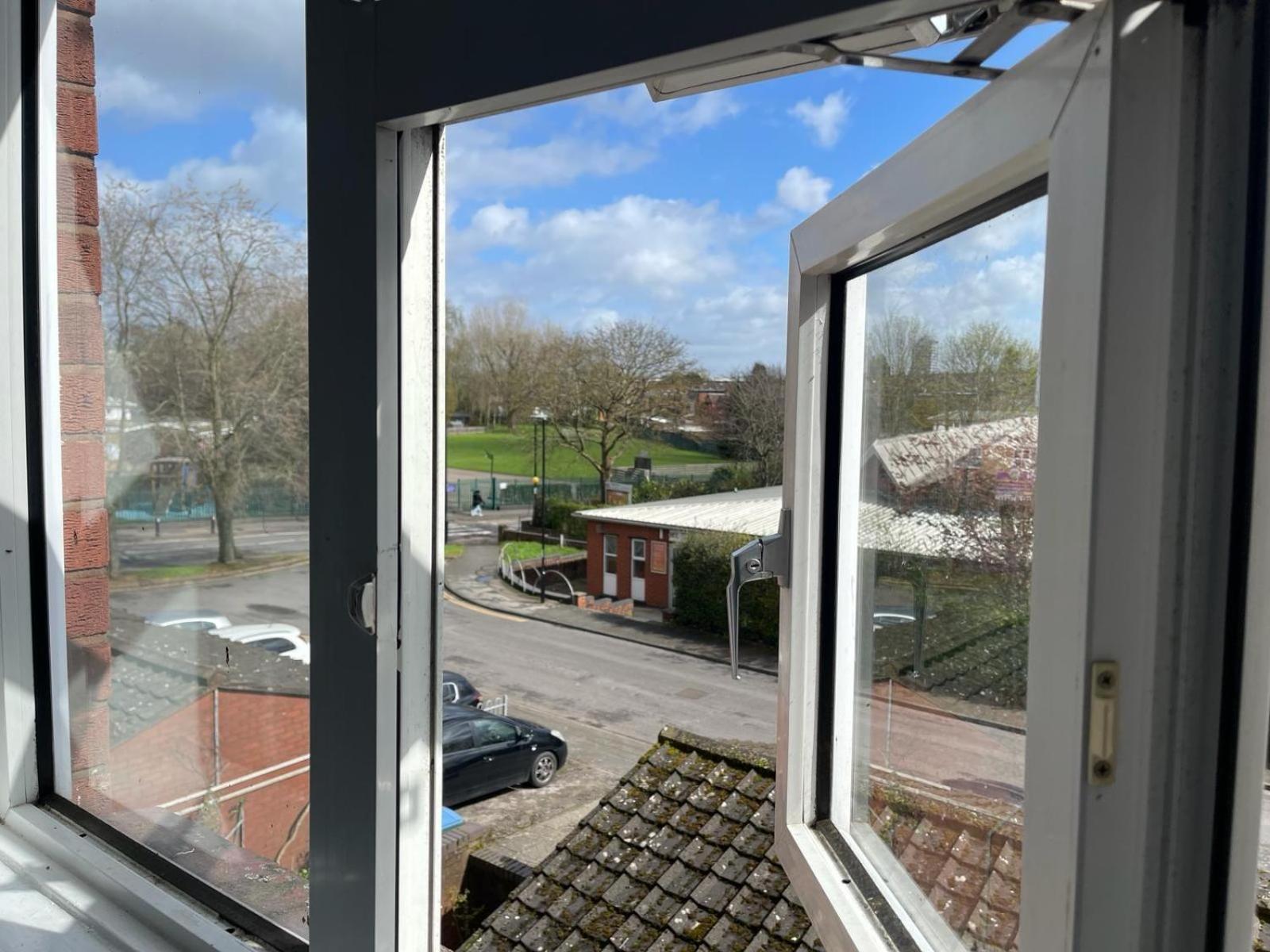 Homestays-Close To Coventry City And University I Free Parking I Wi-Fi Eksteriør billede