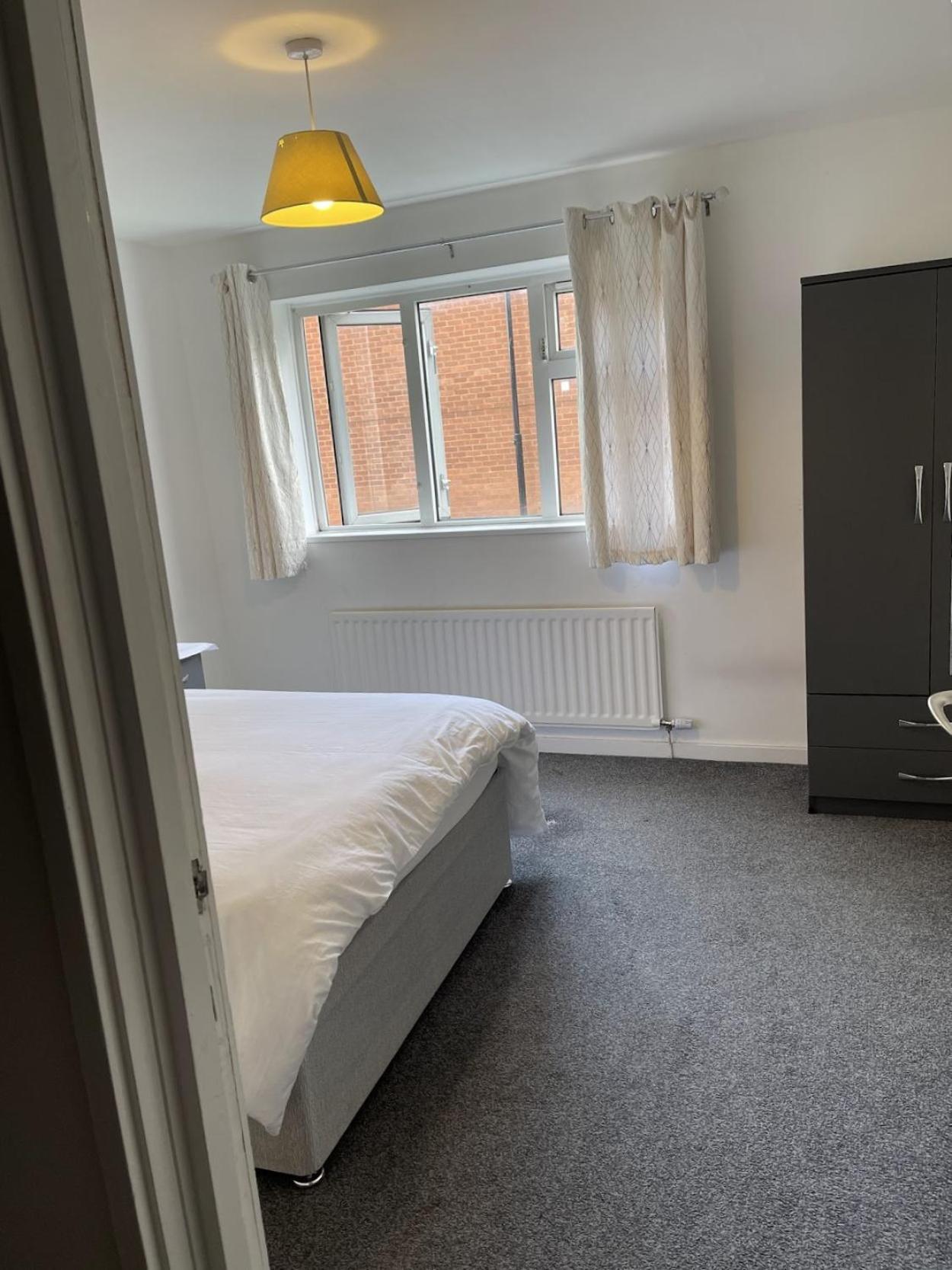 Homestays-Close To Coventry City And University I Free Parking I Wi-Fi Eksteriør billede