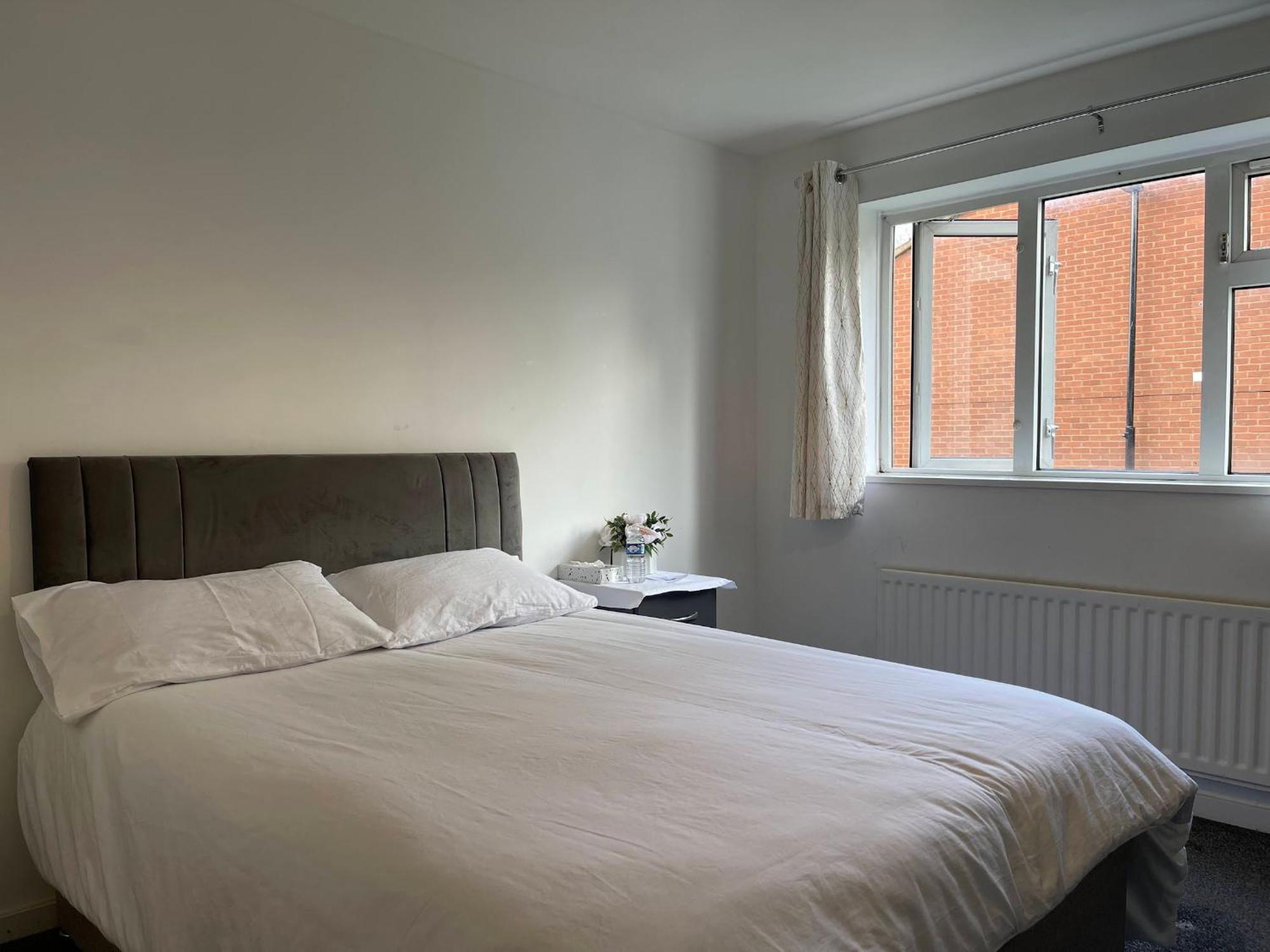 Homestays-Close To Coventry City And University I Free Parking I Wi-Fi Eksteriør billede